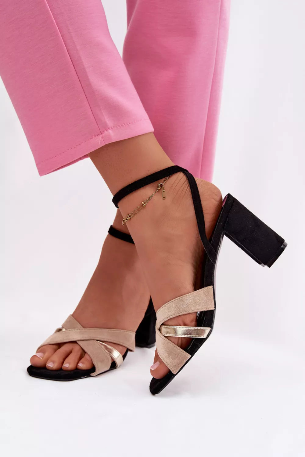 Kulninės basutės modelis 226334 Step in style