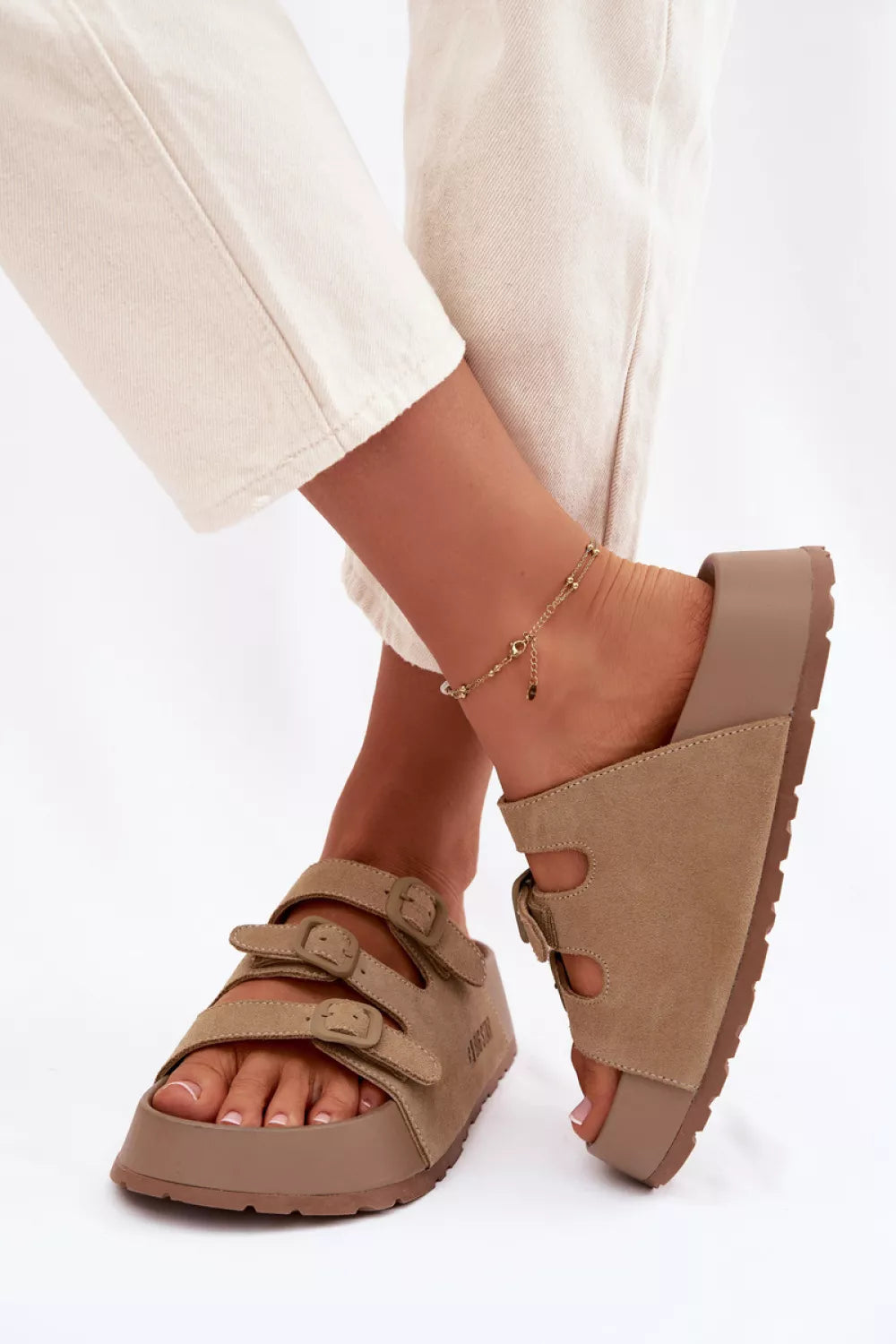 Šlepetės per pirštą, modelis 226349 Step in style