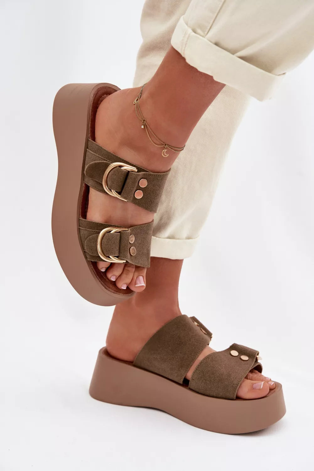 Klapki na platformie model 226360 Step in style