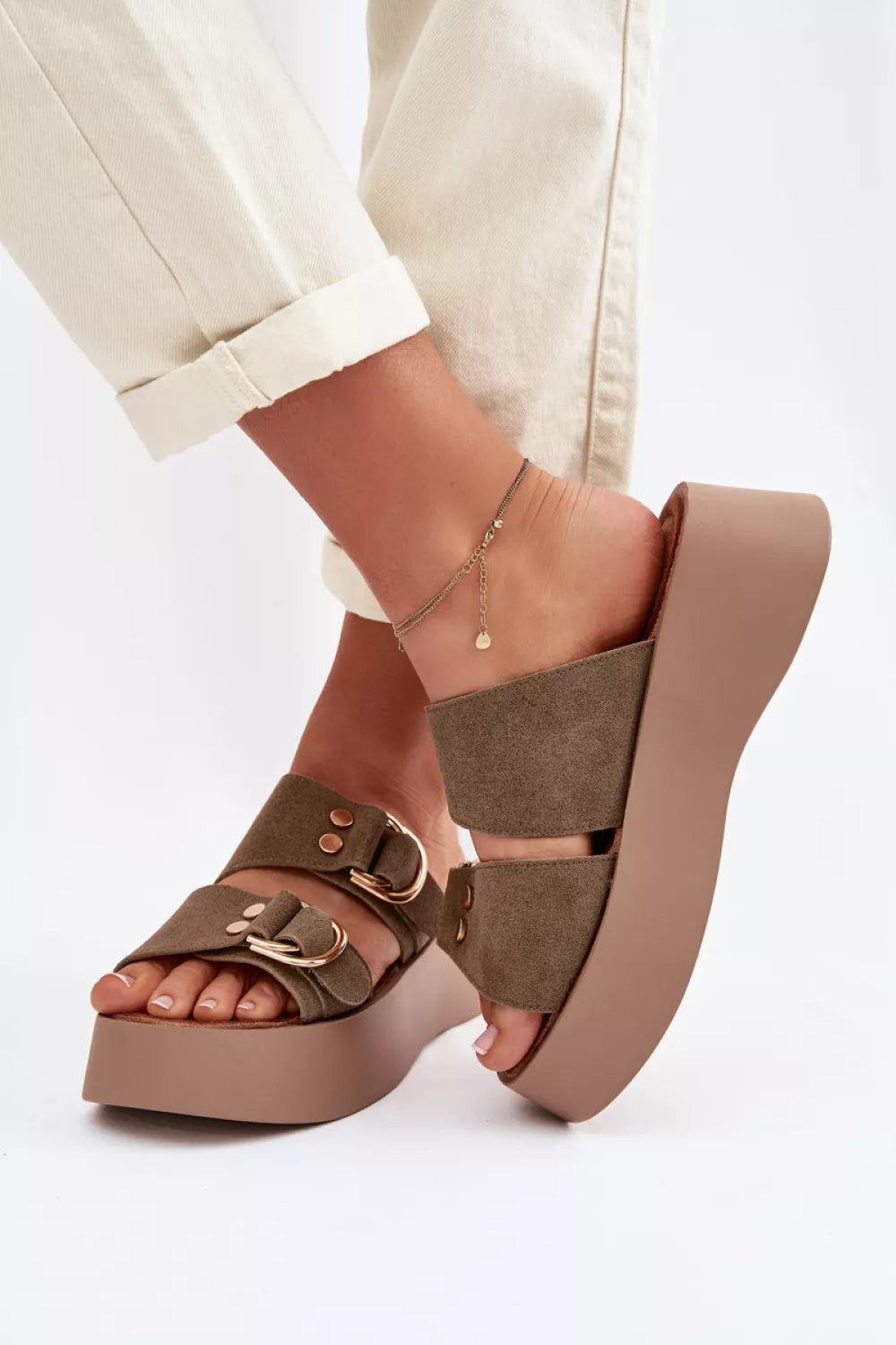 Klapki na platformie model 226360 Step in style