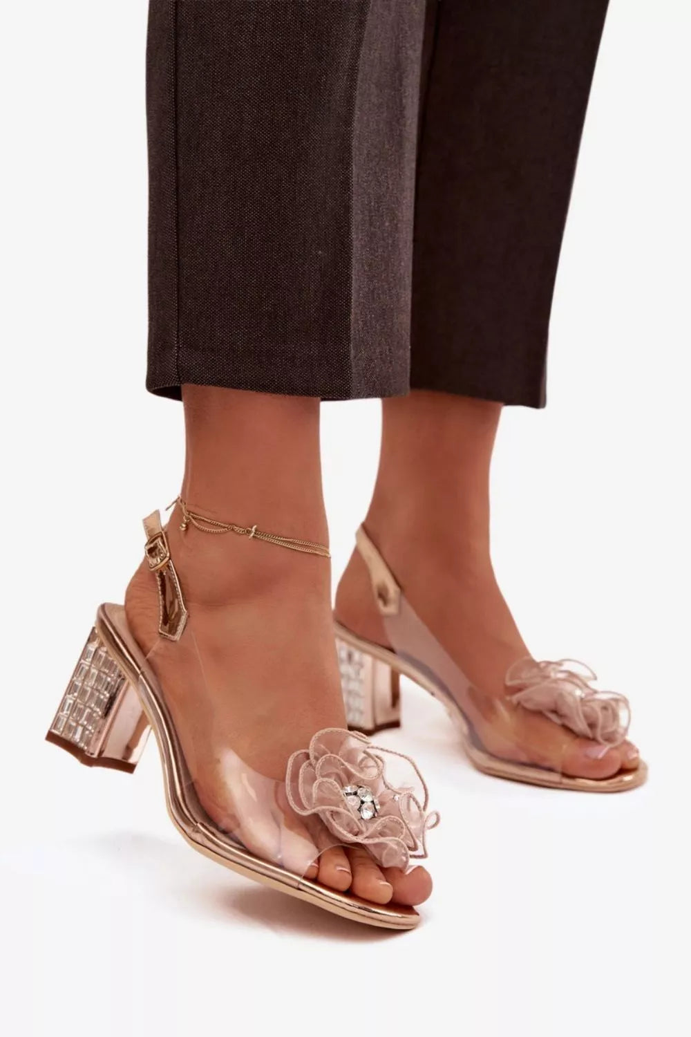 Basutės su kulnu modelis 226340 Step in style