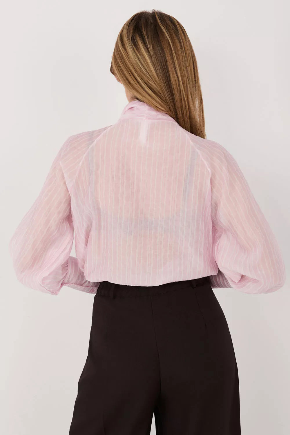 Ilgomis rankovėmis marškiniai modelis 226441 Italy Moda