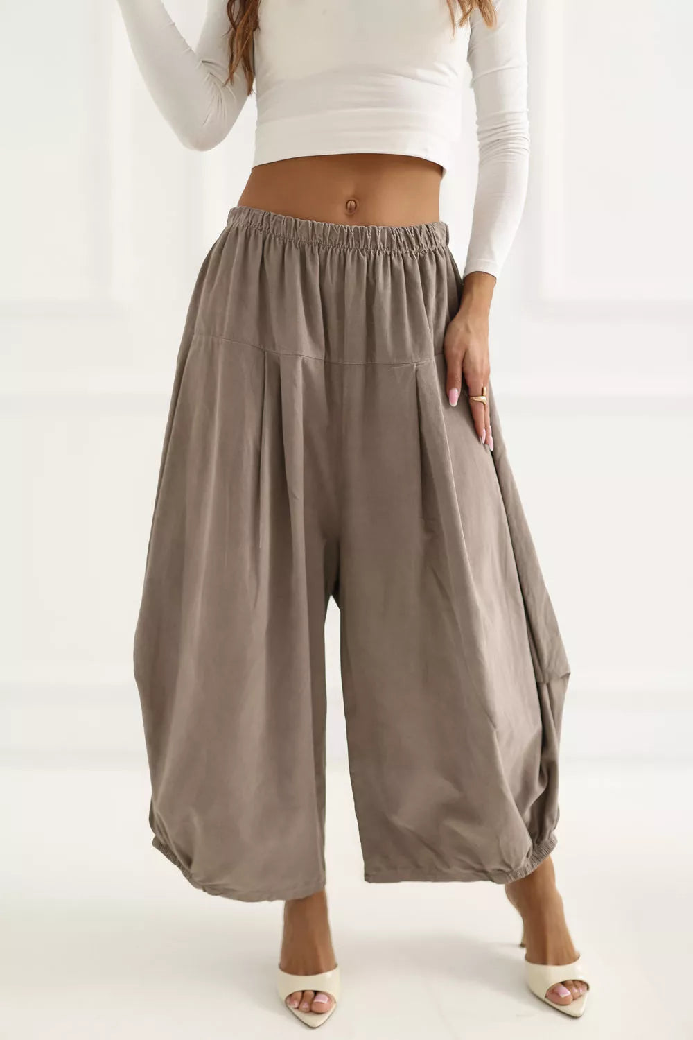 velvetinės kelnės modelis 226452 Italy Moda
