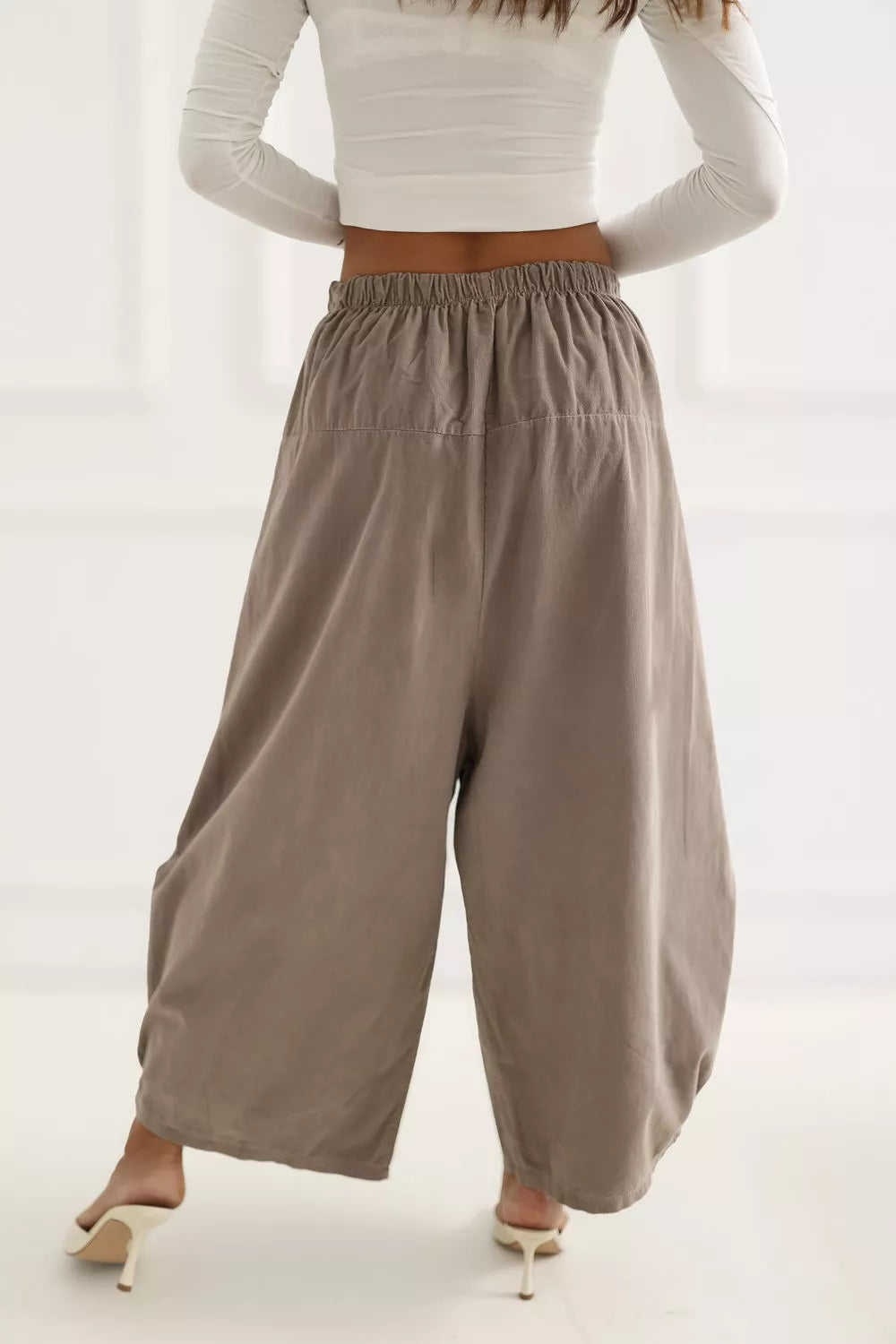 velvetinės kelnės modelis 226452 Italy Moda