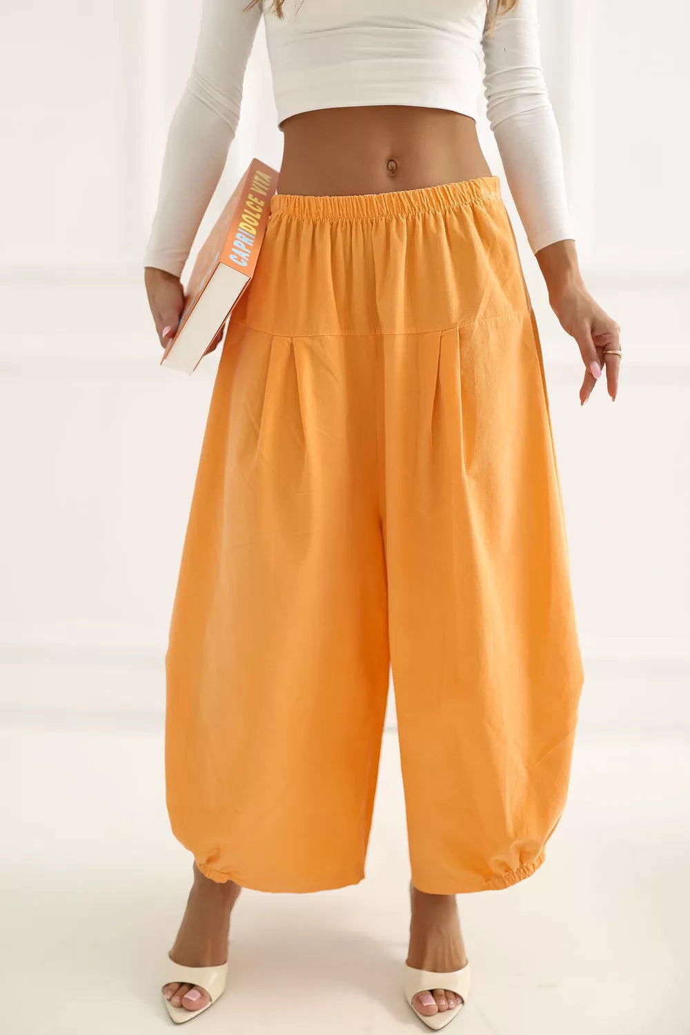 velvetinės kelnės modelis 226454 Italy Moda