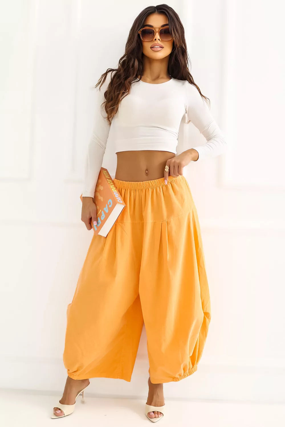 velvetinės kelnės modelis 226454 Italy Moda