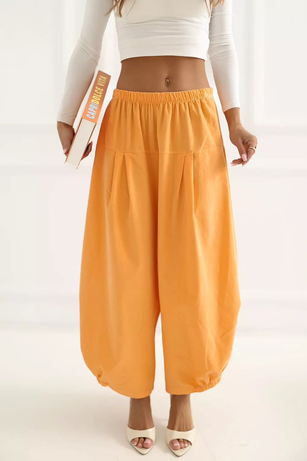 velvetinės kelnės modelis 226454 Italy Moda