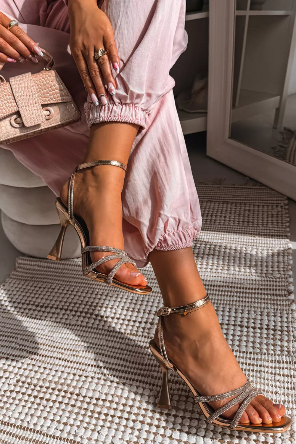Basutės su kulnu modelis 226508 Step in style