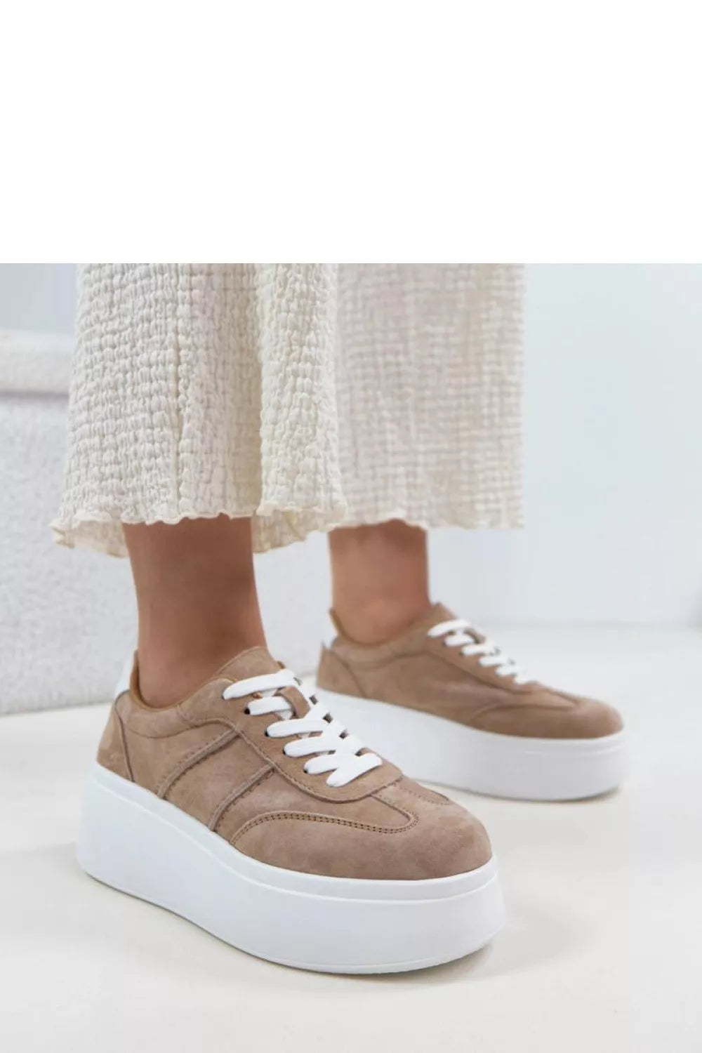 Buty sportowe na platformie Solea, model 226587