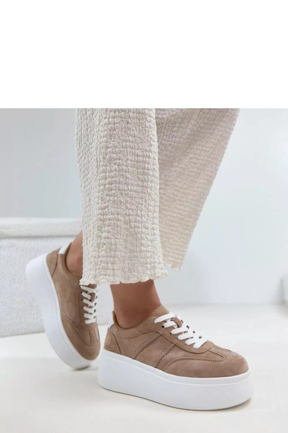 Buty sportowe na platformie Solea, model 226587
