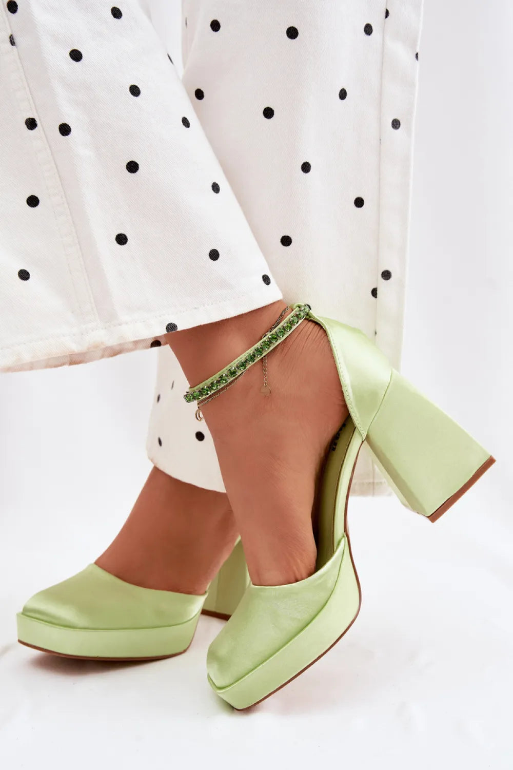 Basutės su kulnu, modelis 226914, Step in style