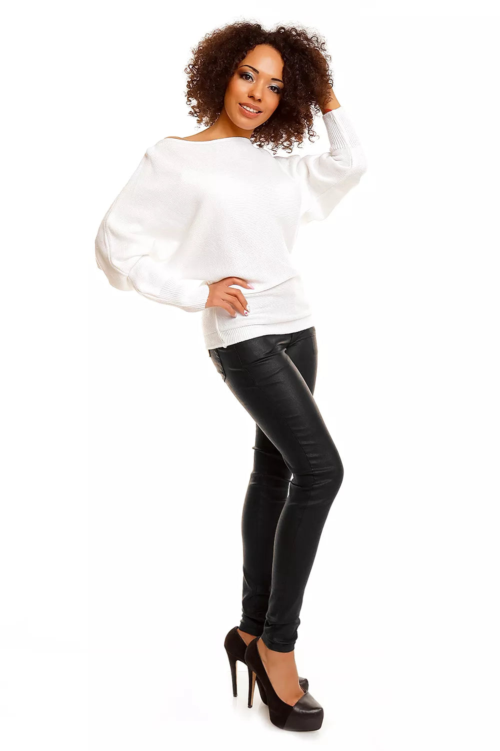 Šikšnosparnio stiliaus palaidinės modelis 84277 PeeKaBoo