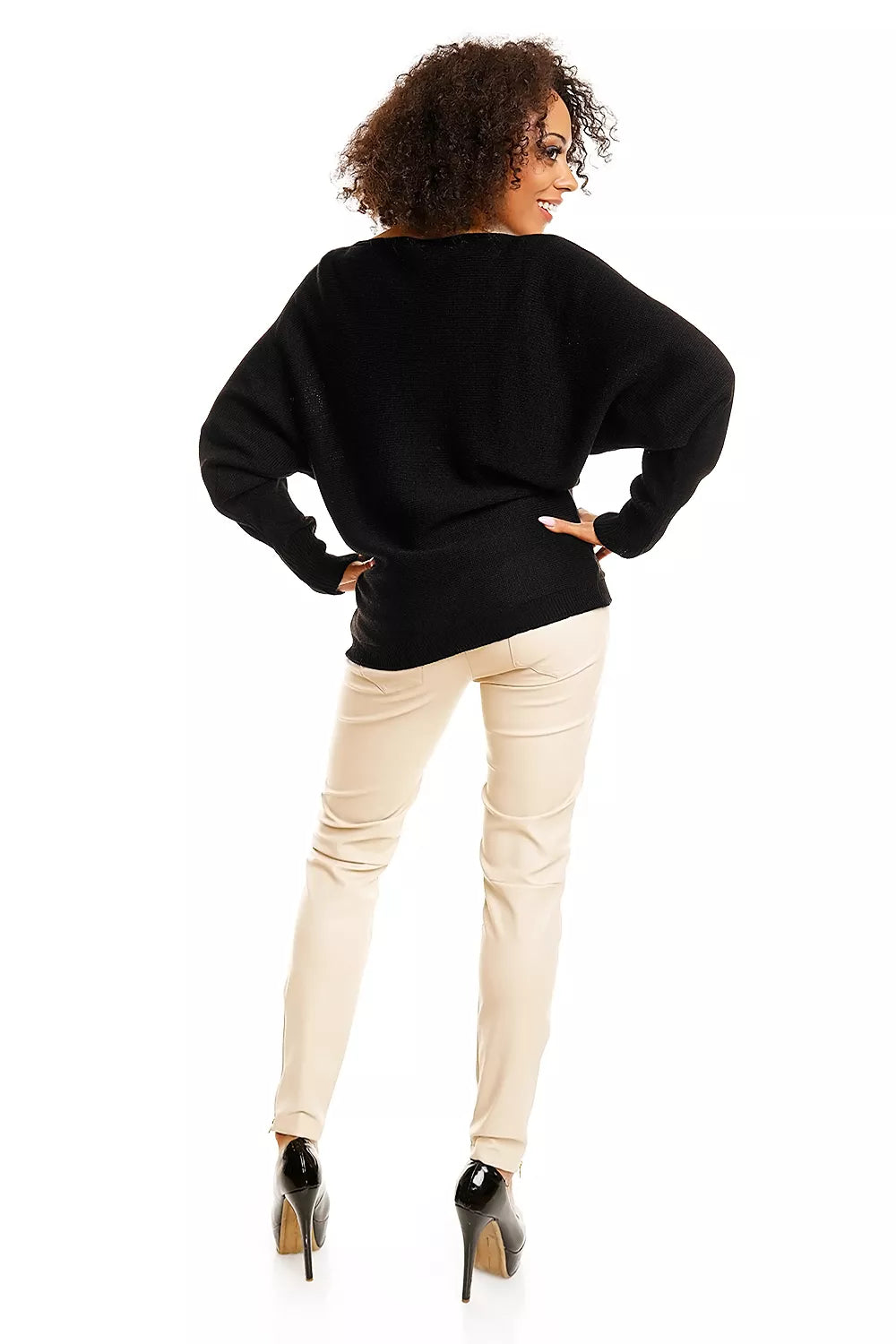 Šikšnosparnio stiliaus palaidinės modelis 84284 PeeKaBoo