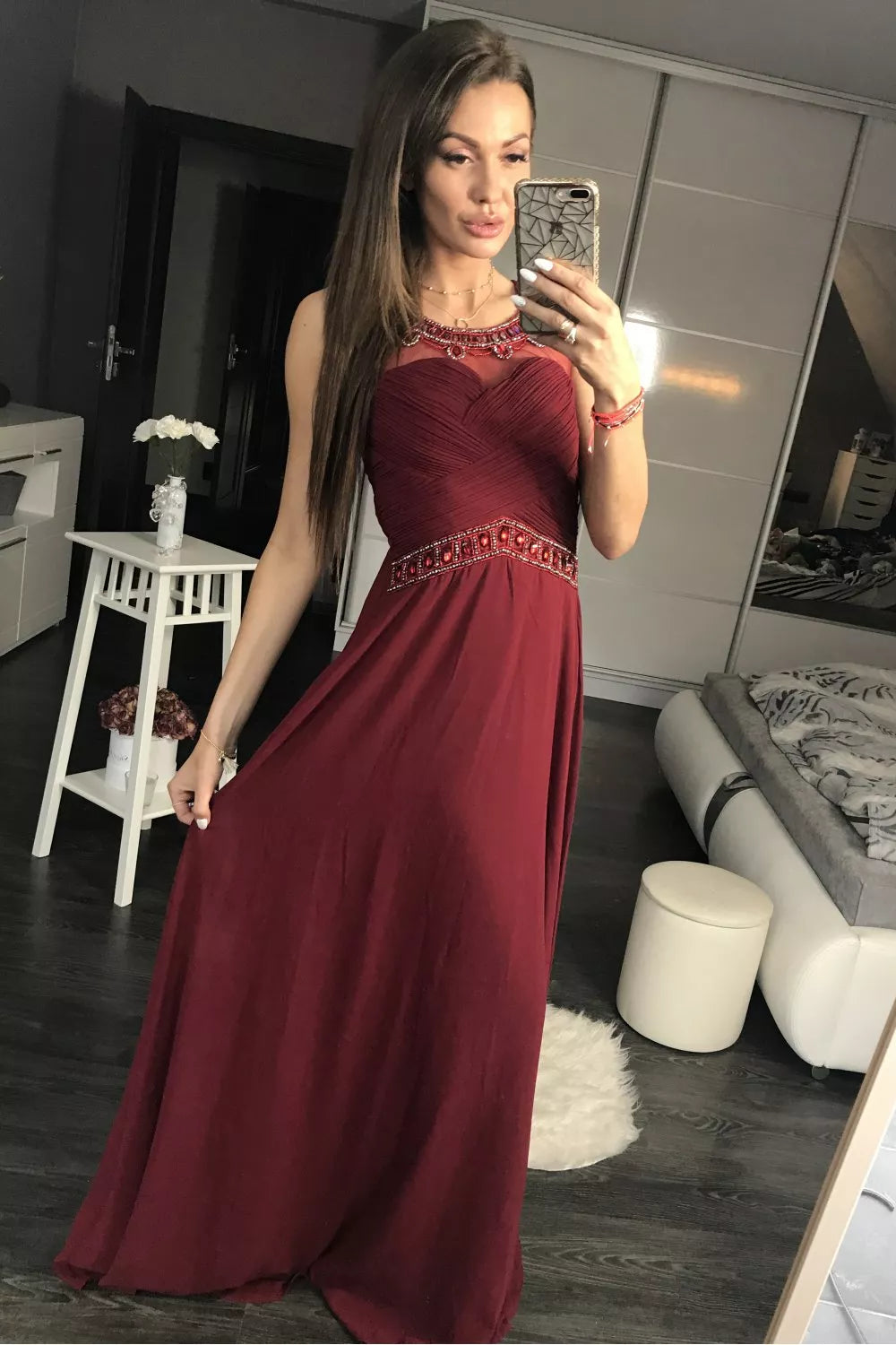 Ilga suknelė, modelis 105274, YourNewStyle