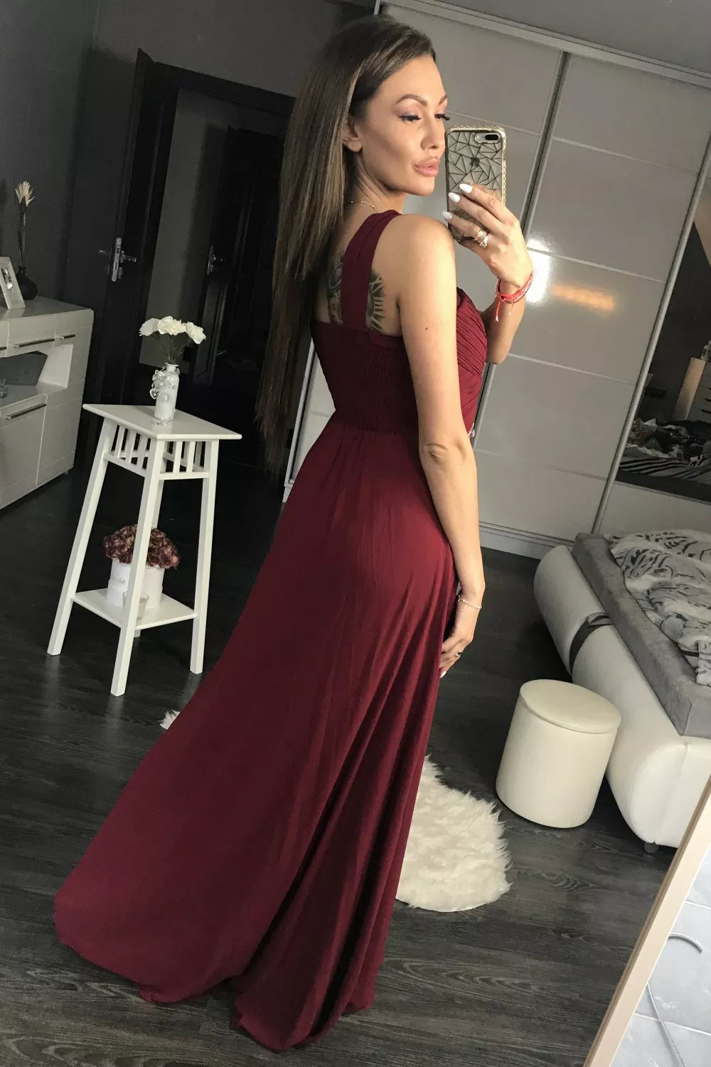 Ilga suknelė, modelis 105274, YourNewStyle