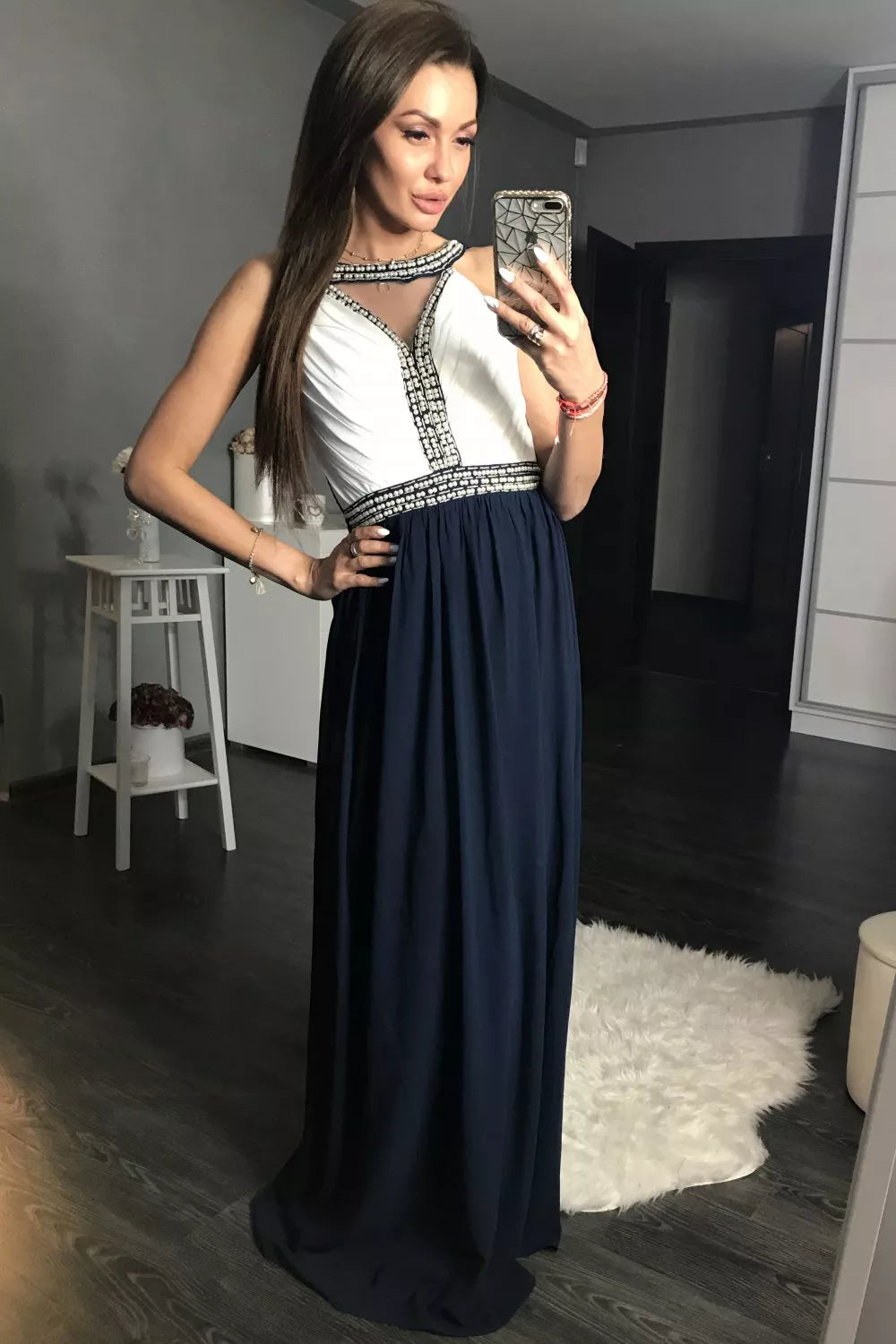 Ilga suknelė, modelis 105281, YourNewStyle