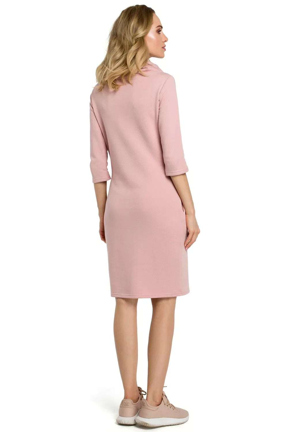 Suknelė modelis 120613 Moe