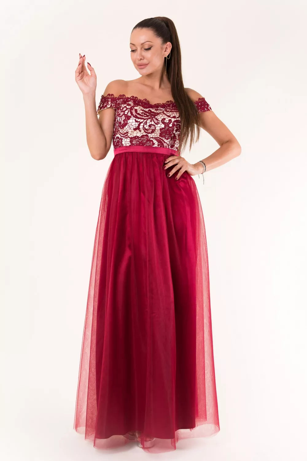 Ilga suknelė, modelis 134082, YourNewStyle