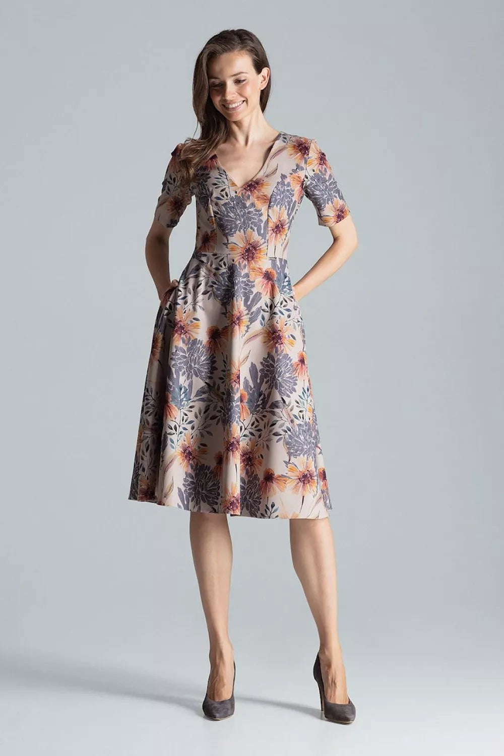 Dieninė suknelė, modelis 135801, Figl