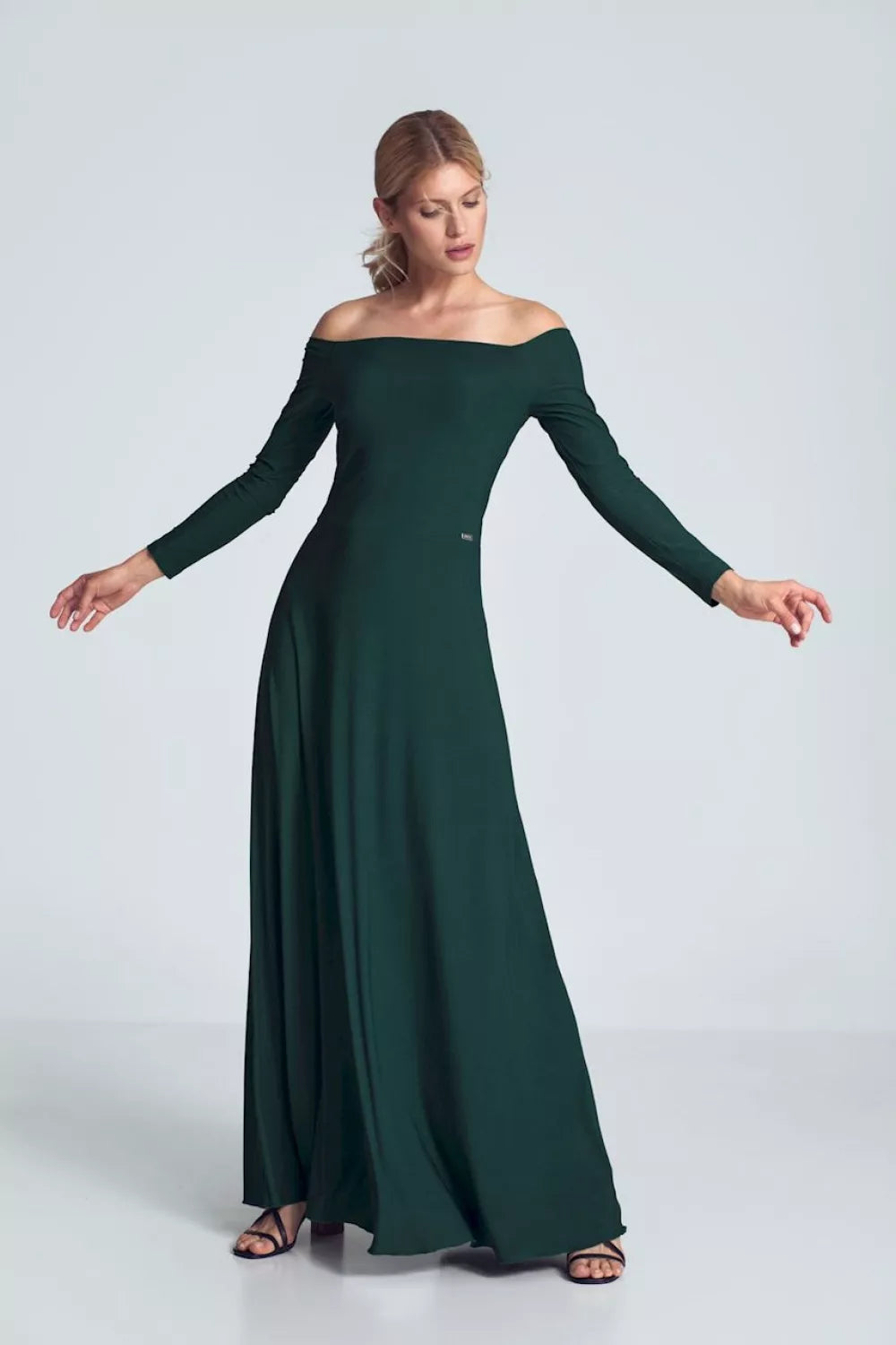 Ilga suknelė, modelis 147923, Figl