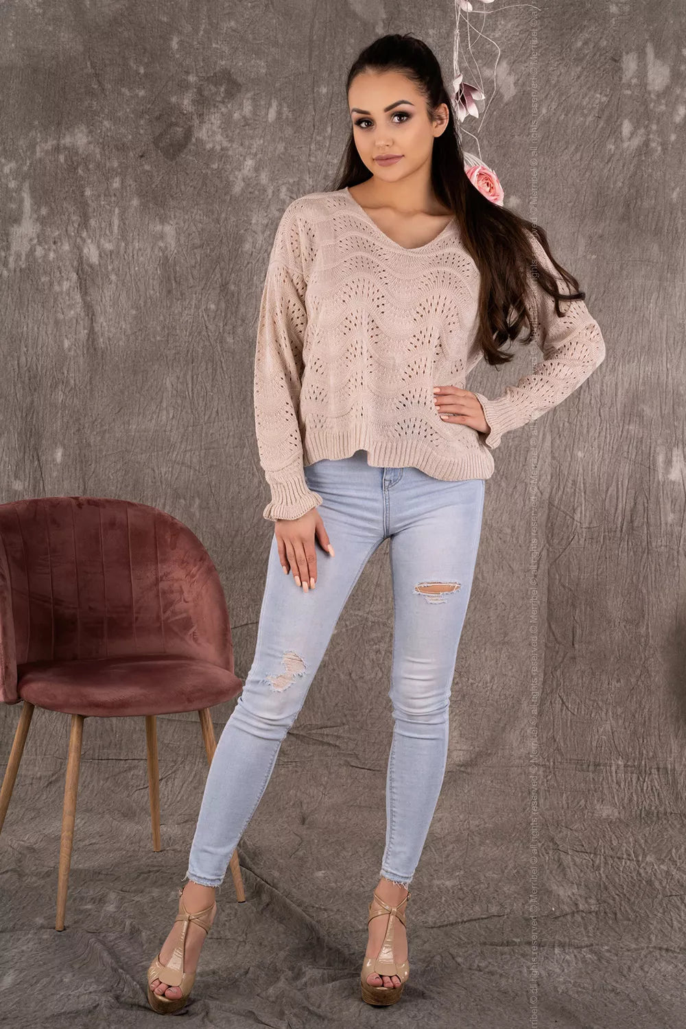 Megztinis, modelis 149048 „Merribel“