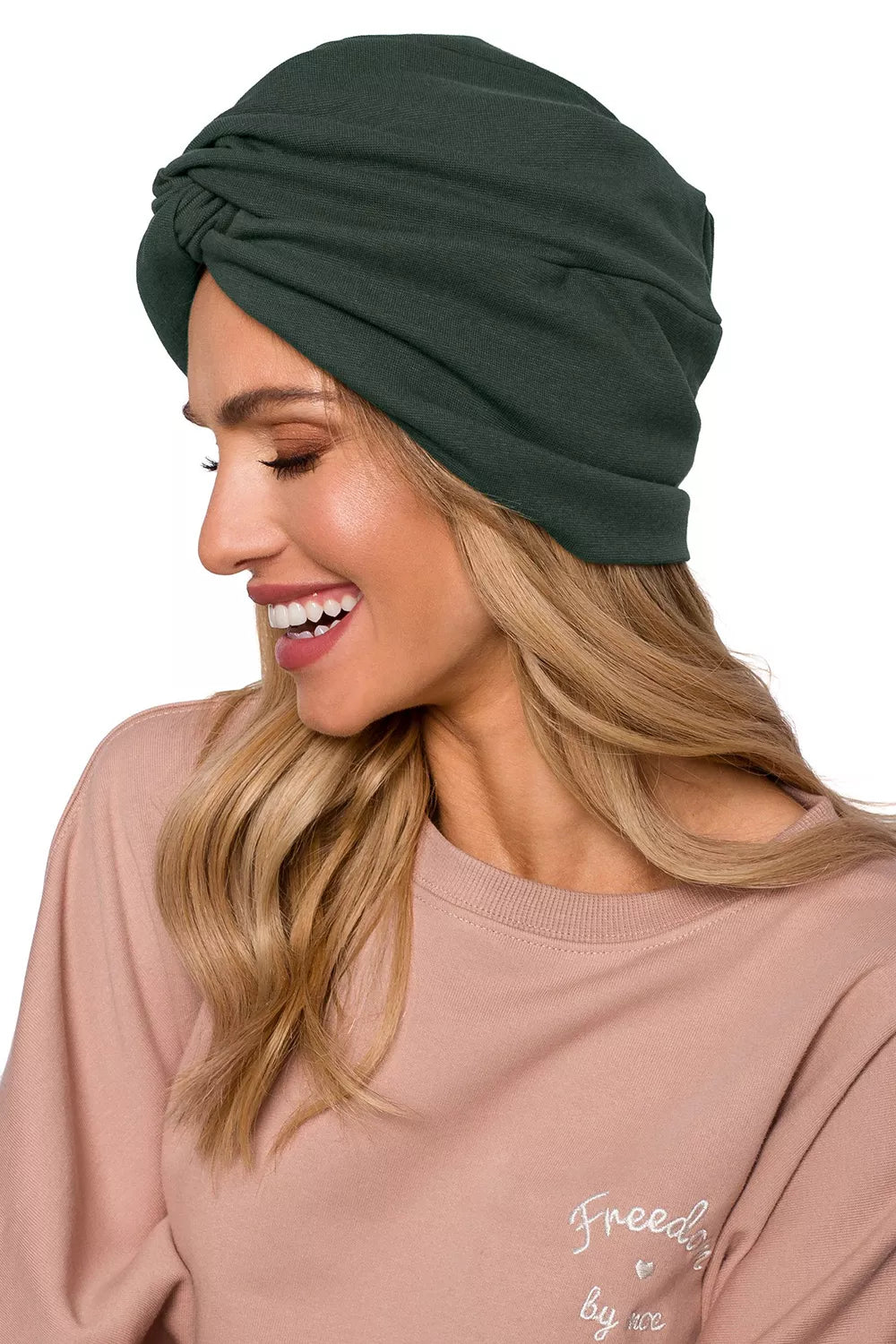 Kepurė modelis 153590 Moe