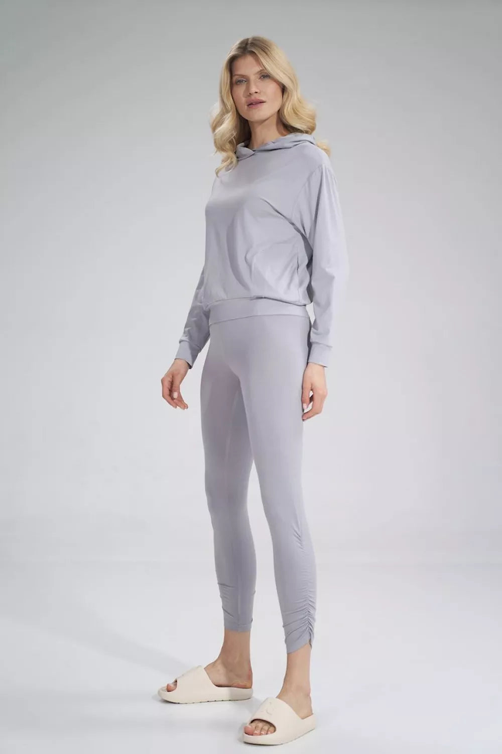 Ilgos tamprės, modelis 155963, Figl