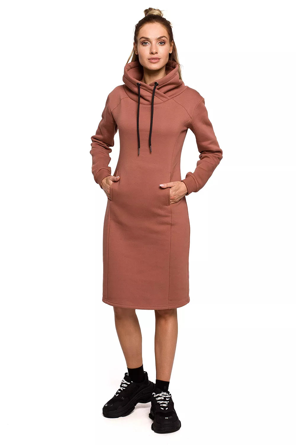 Dieninė suknelė, modelis 157301 Moe
