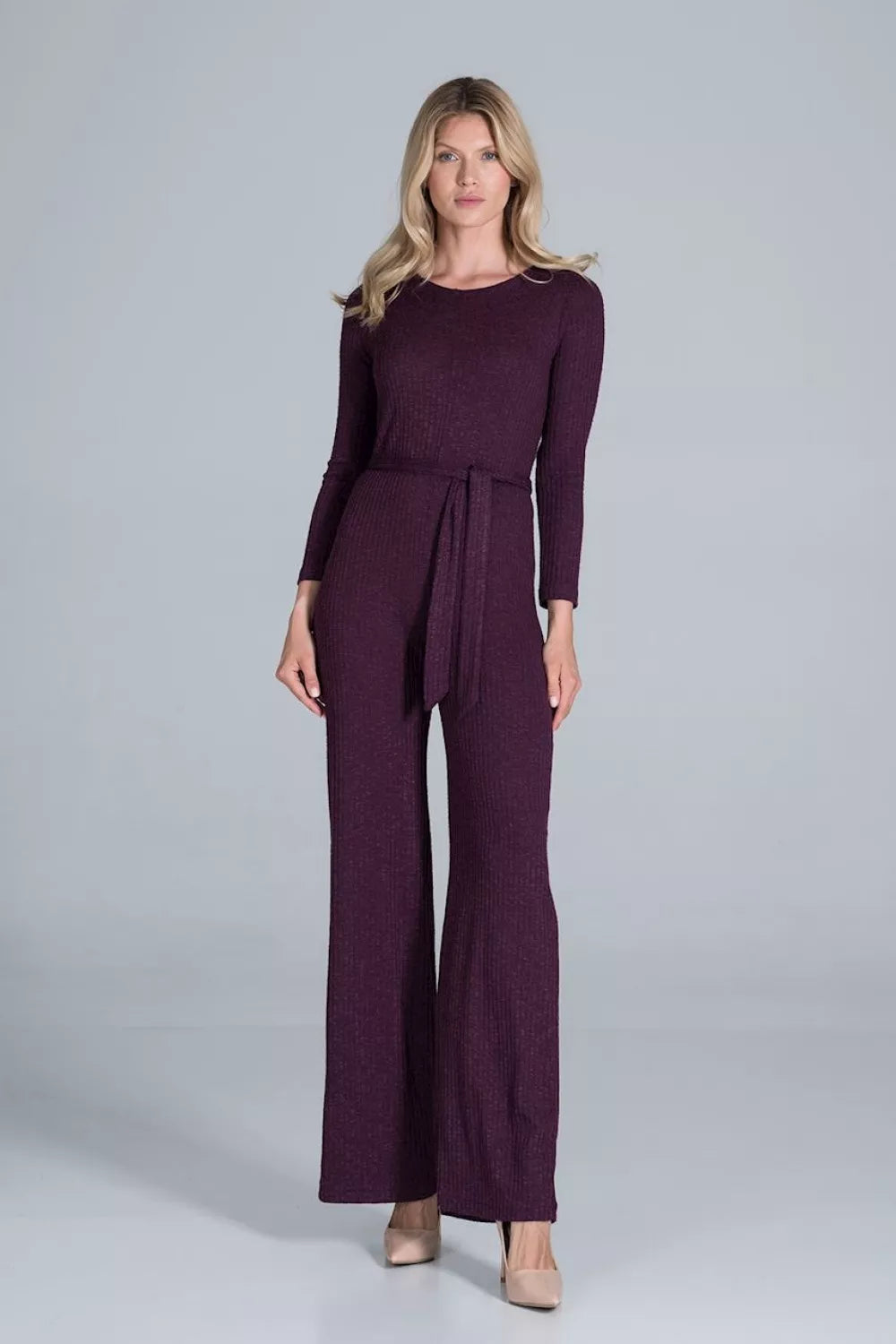 Kostiumas, modelis 157474, Figl