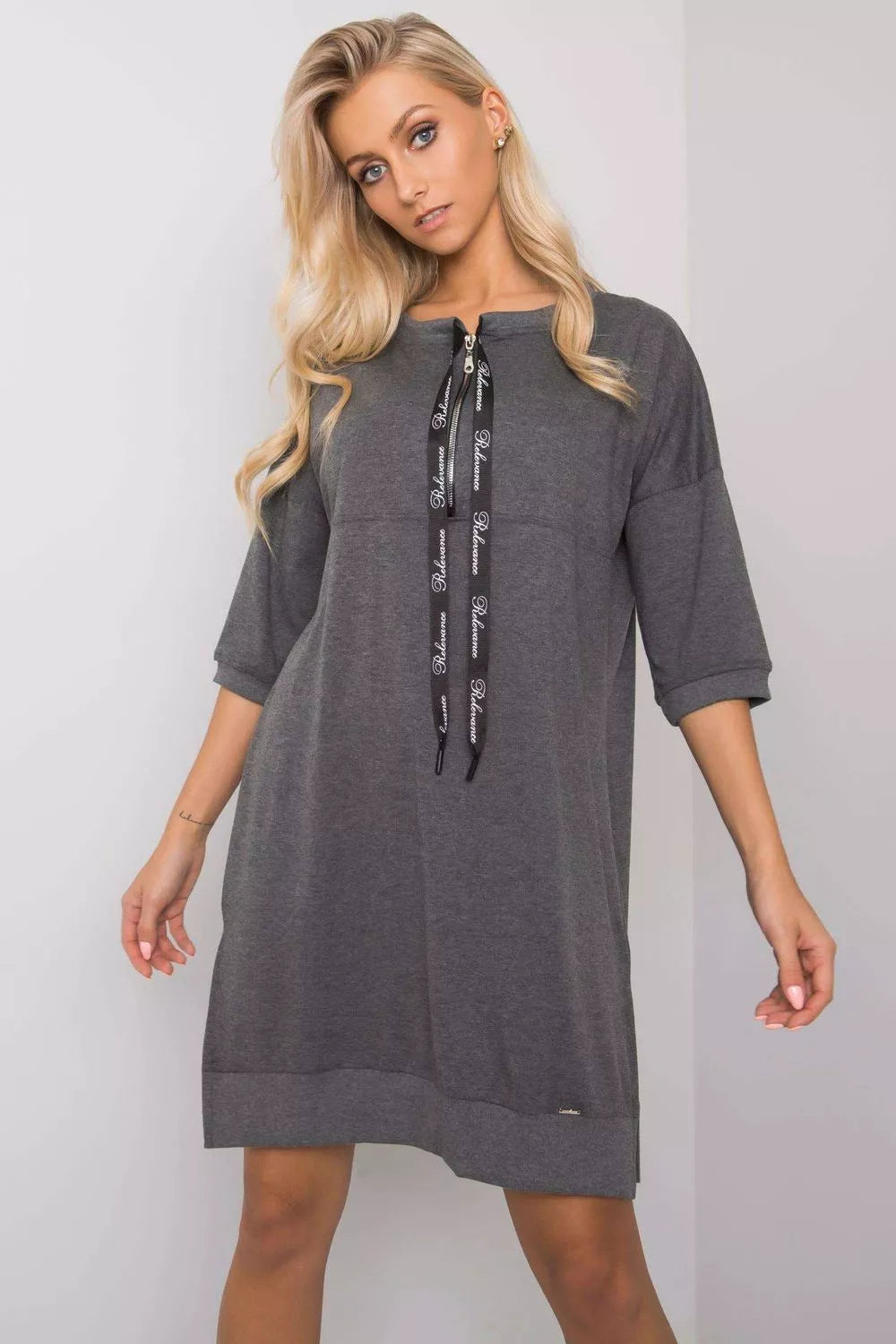 Dieninė suknelė, modelis 159829 Aktualumas