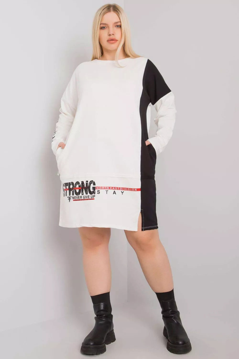 Dieninė suknelė, modelis 159974 Aktualumas