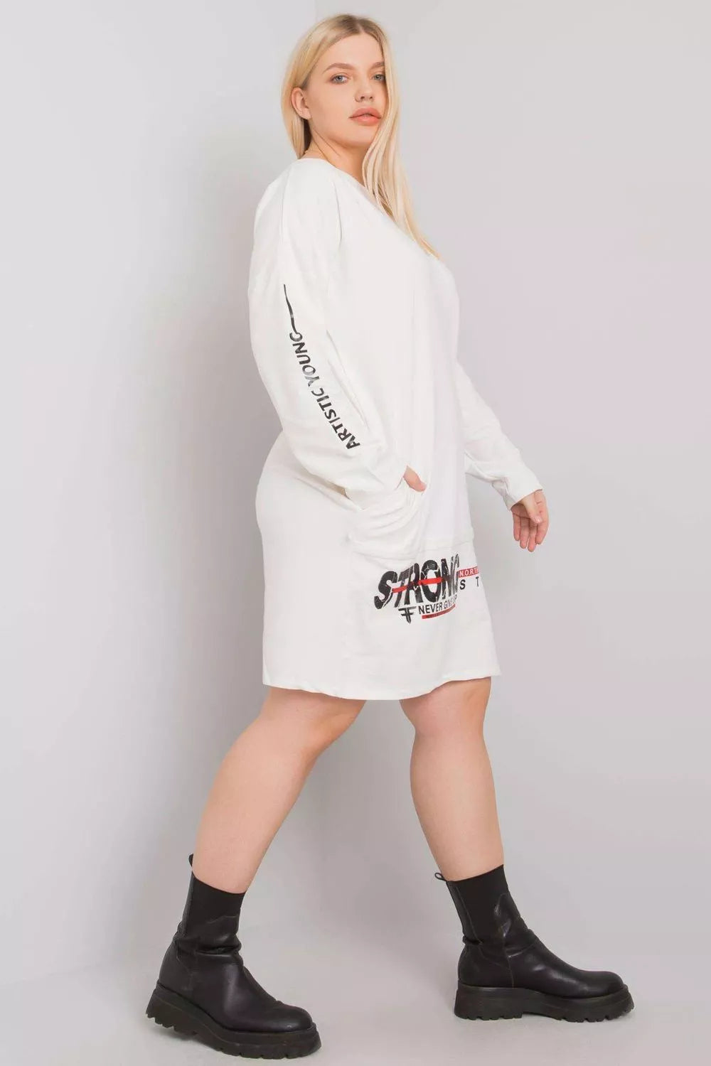 Dieninė suknelė, modelis 159974 Aktualumas