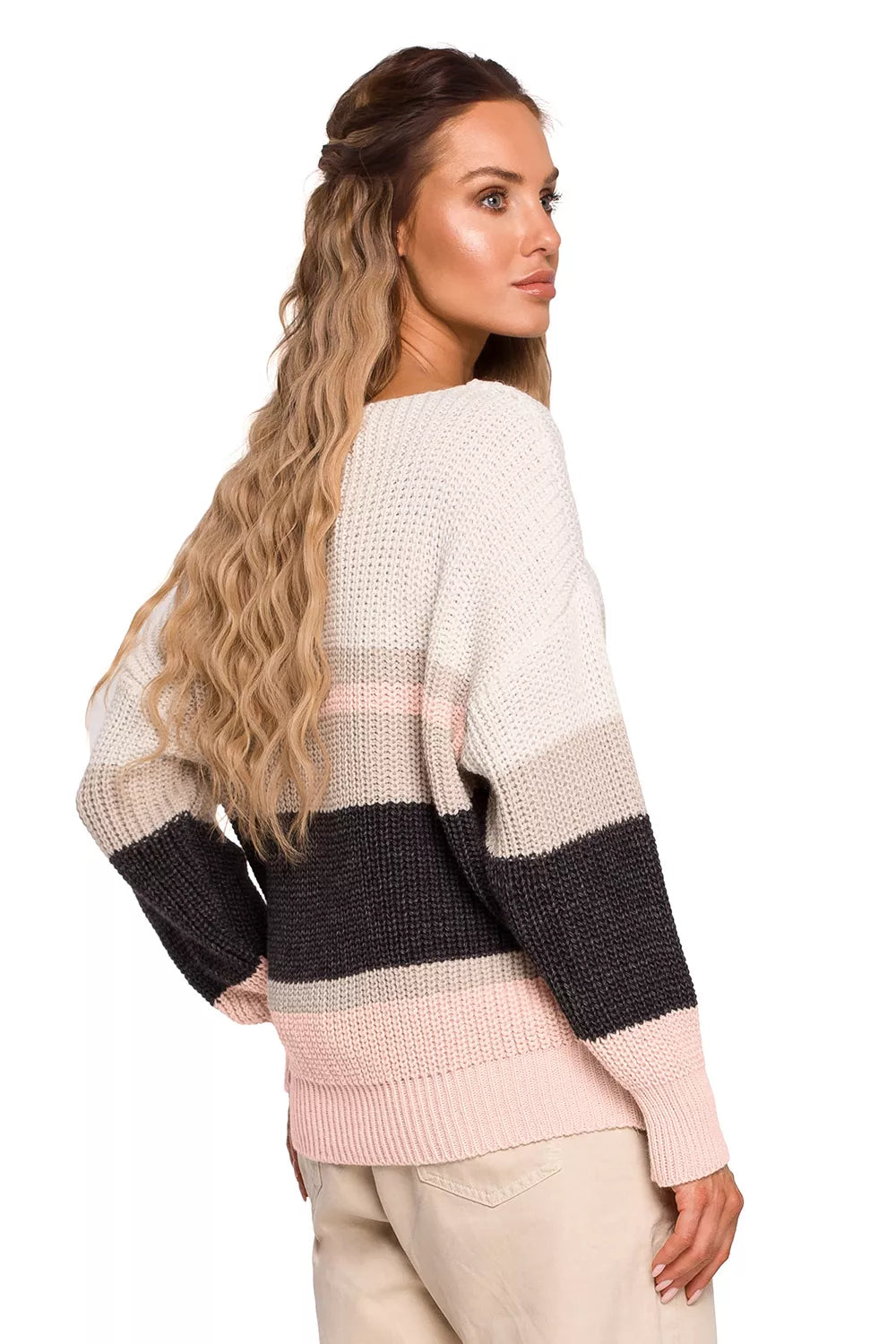 Megztinis, modelis 163626 Moe