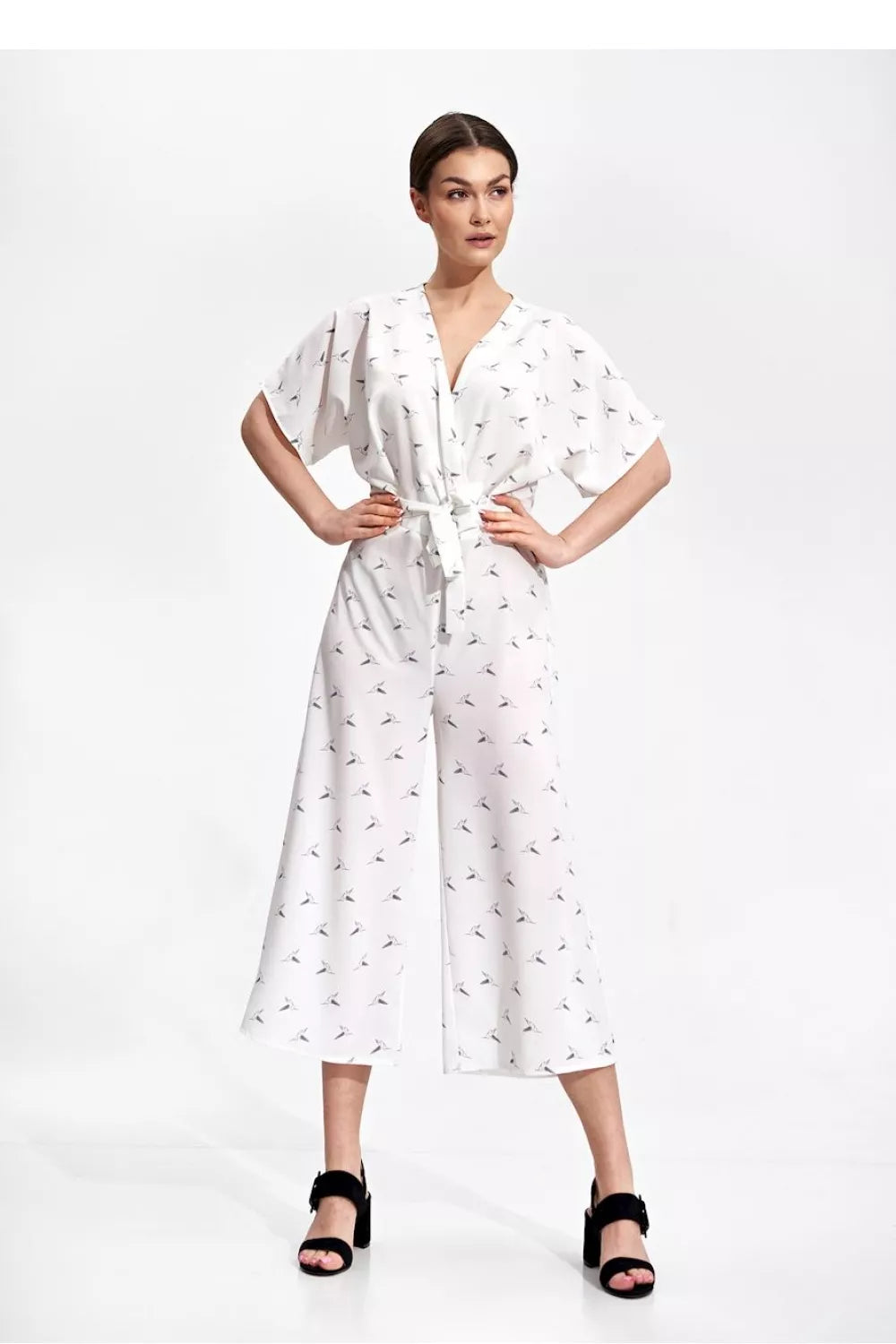 Kostiumas, modelis 167196, Figl