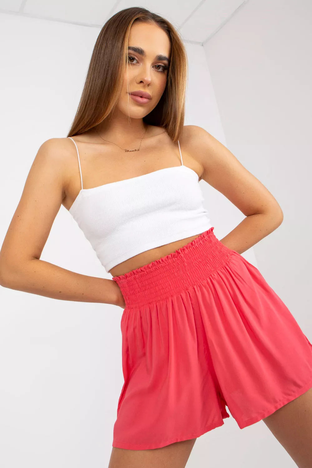 Šortai, modelis 168008 Fresh Made