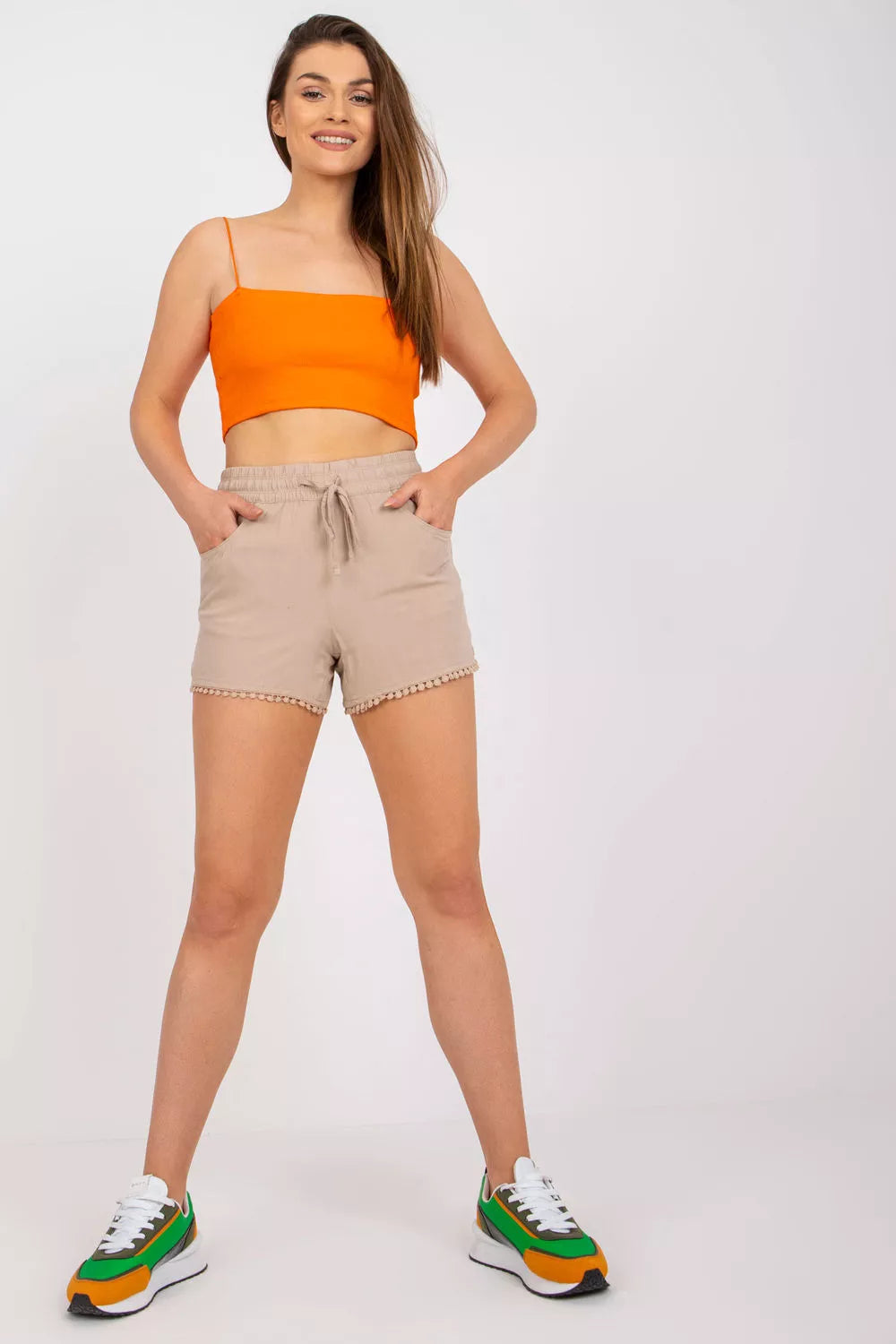 Šortai, modelis 168017 "Fresh Made"