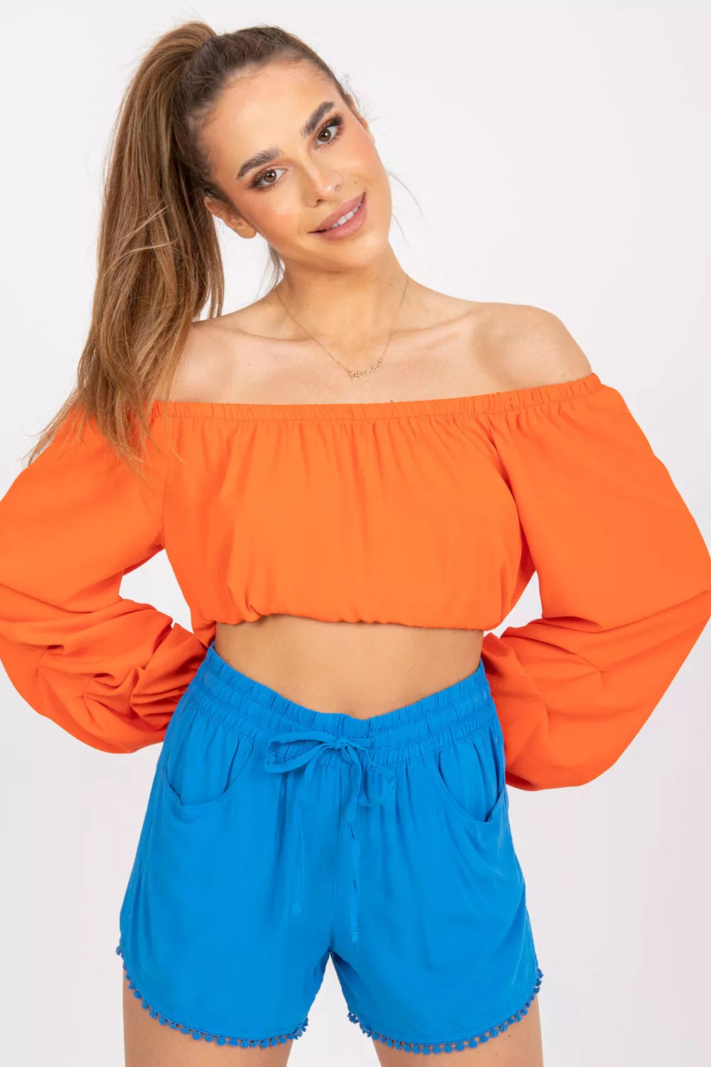 Šortai, modelis 168018 „Fresh Made“