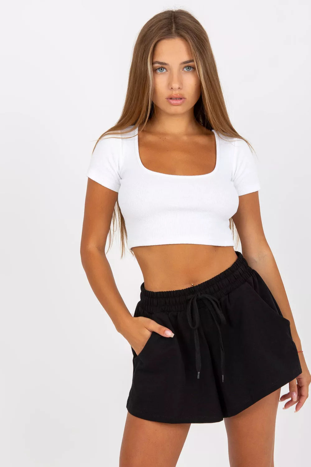 Šortai, modelis 168633 Rue Paris