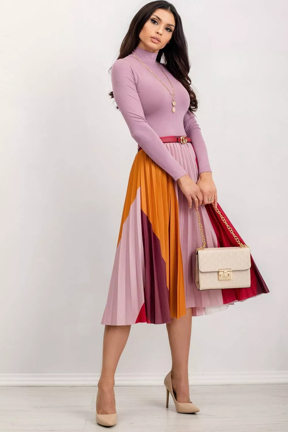 Puslėmis dekoruotas modelis 169853 Rue Paris