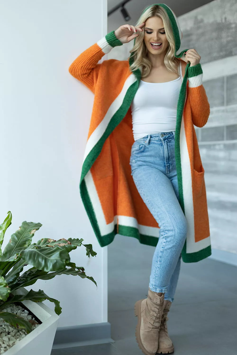 Kardiganas, modelis 171312 PeeKaBoo