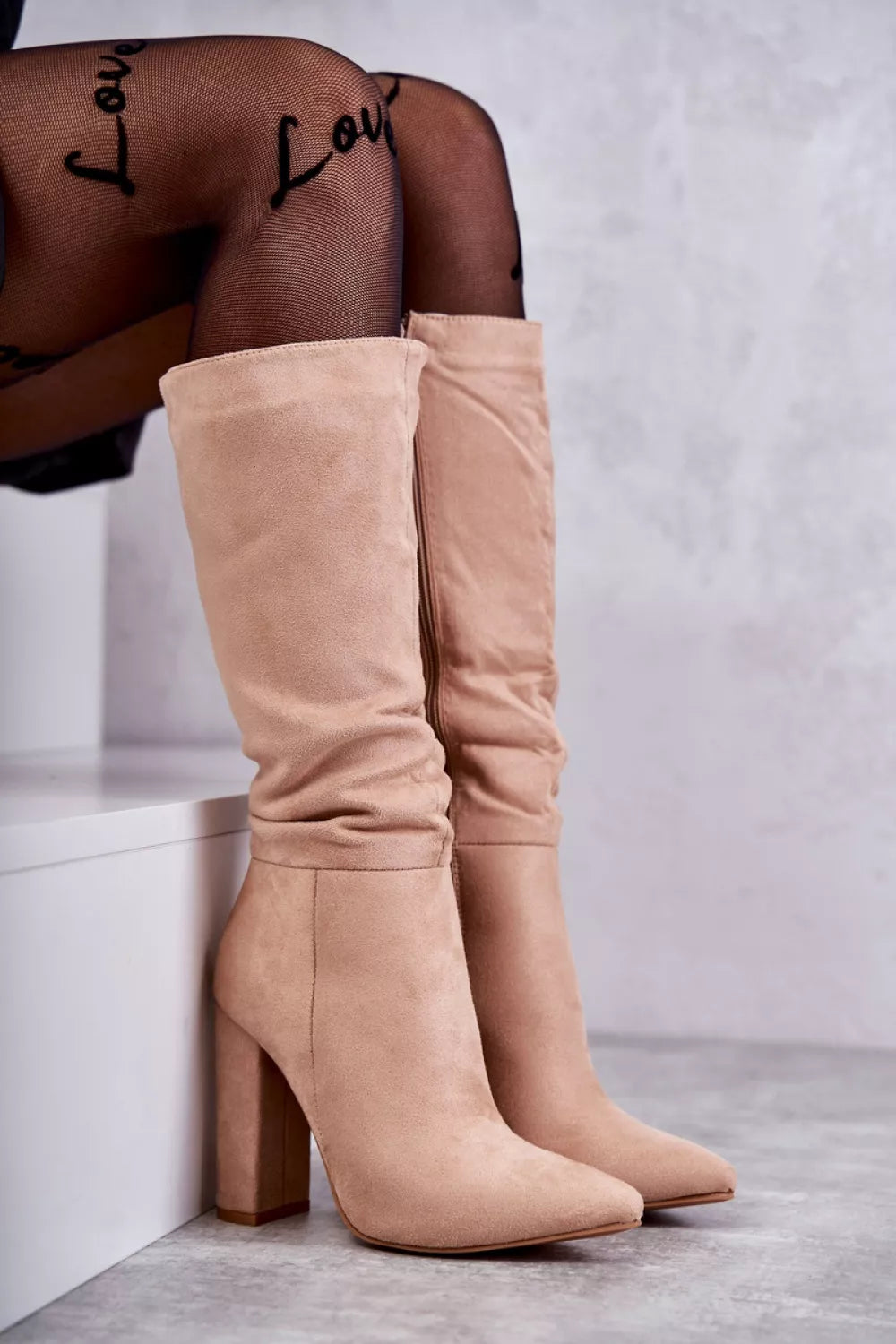 Auliniai batai su kulnais, modelis 173776. Ženkite į stilių.