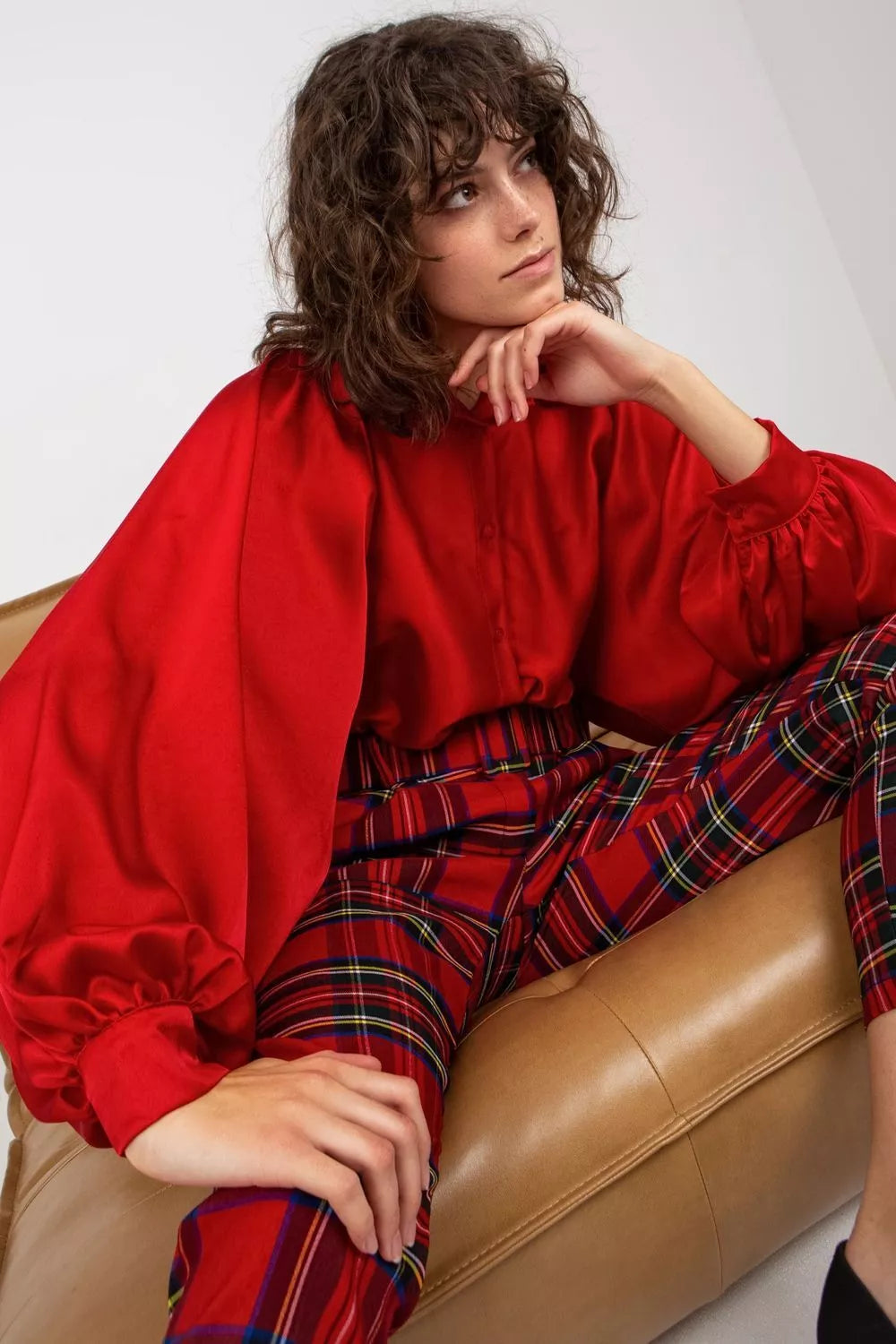 Ilga rankovių marškiniai, modelis 174050 Italy Moda