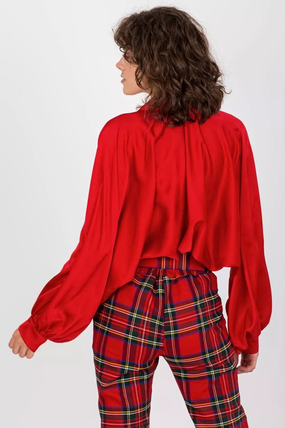 Ilga rankovių marškiniai, modelis 174050 Italy Moda