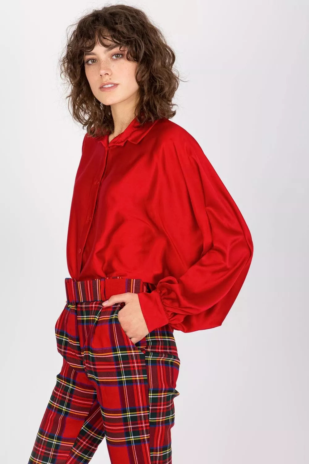 Ilga rankovių marškiniai, modelis 174050 Italy Moda