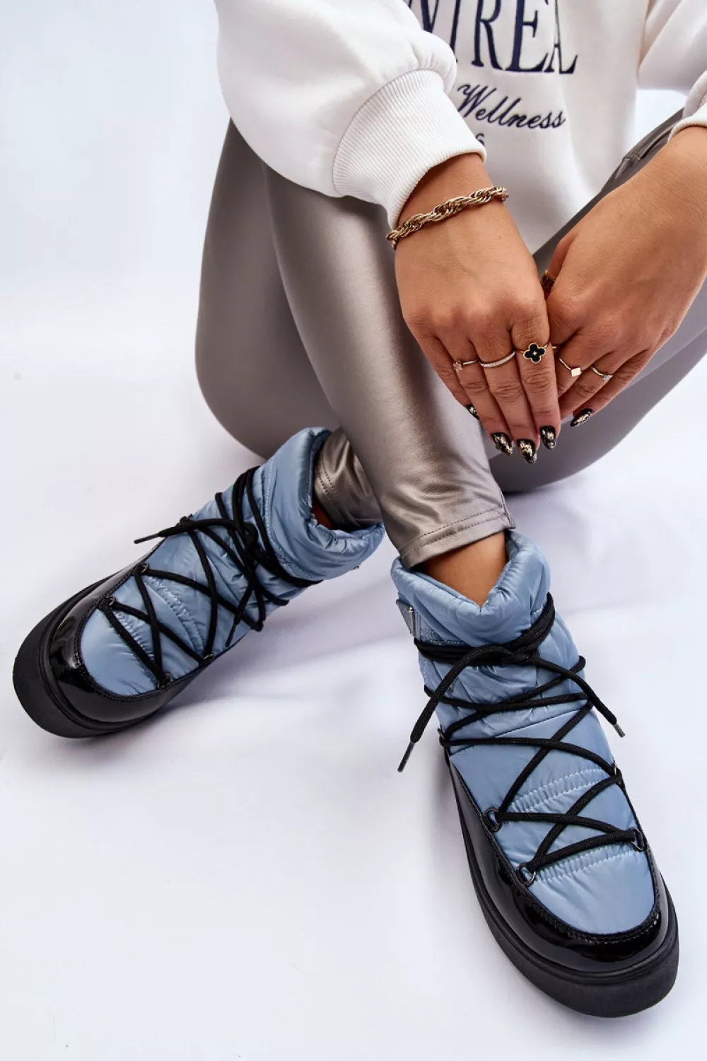 Sniego batai, modelis 174775. Ženkite į stilių