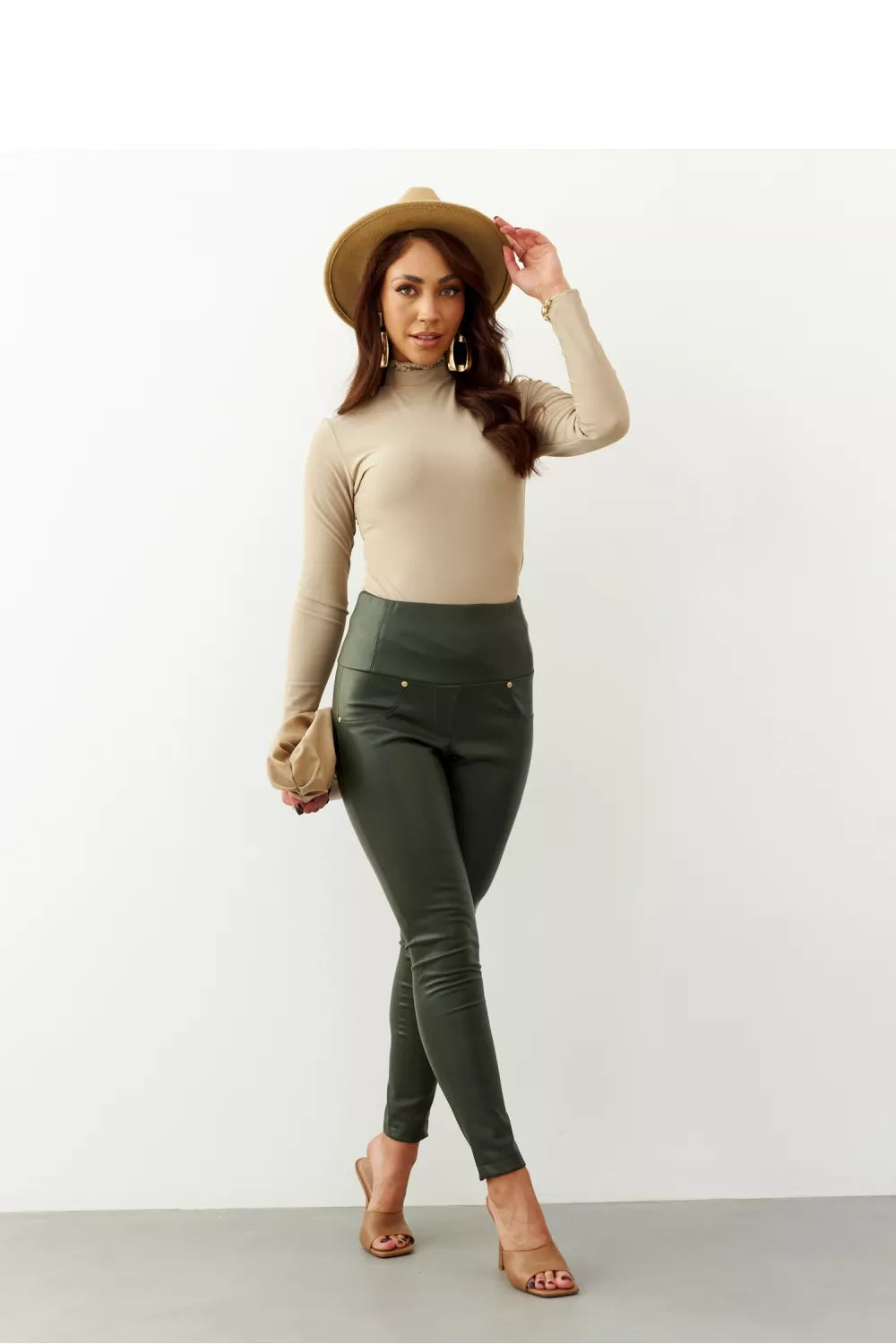 Koreguojantis apatinis trikotažas, modelis 176340, o la la