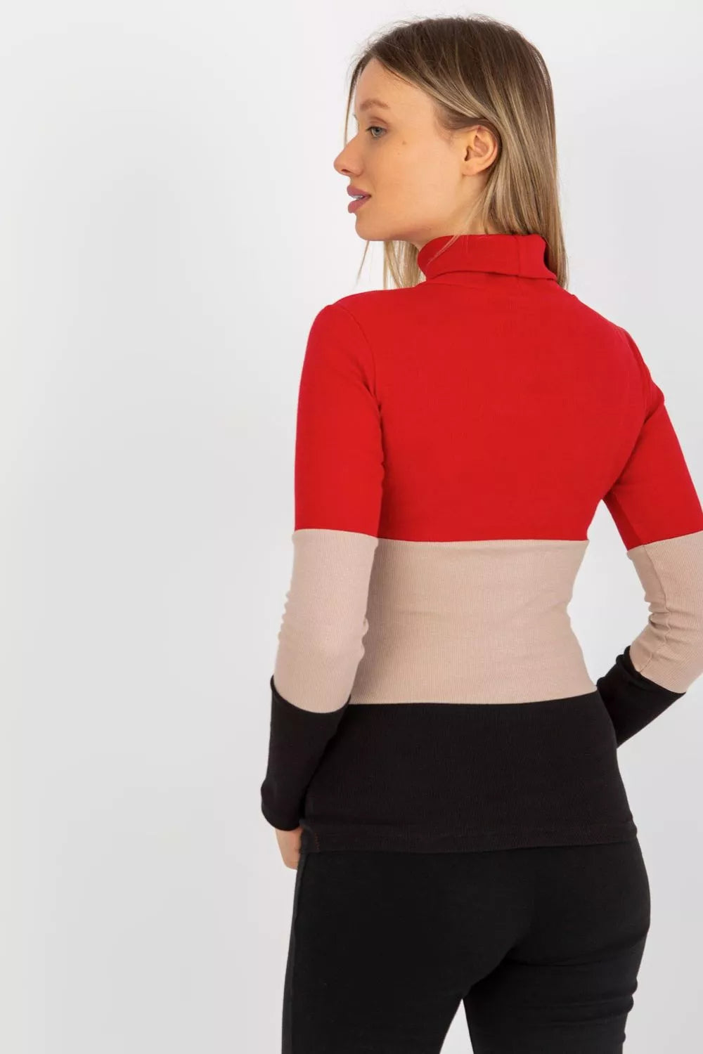 водолазка модель 176791 Актуальность