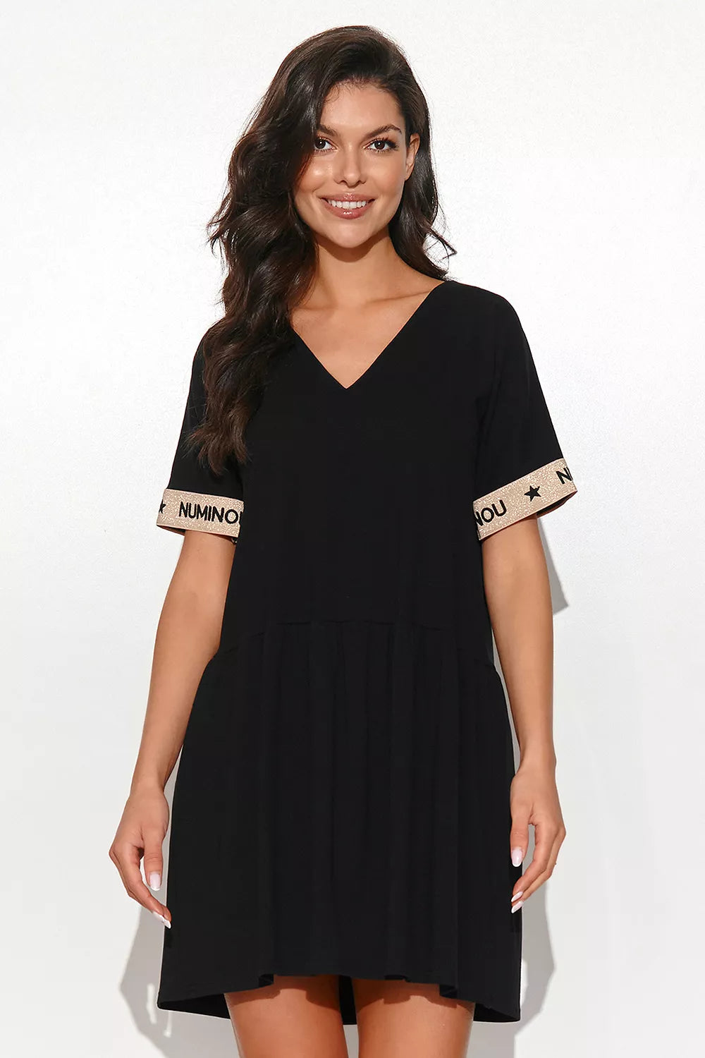 Suknelė modelis 179837 Numinou