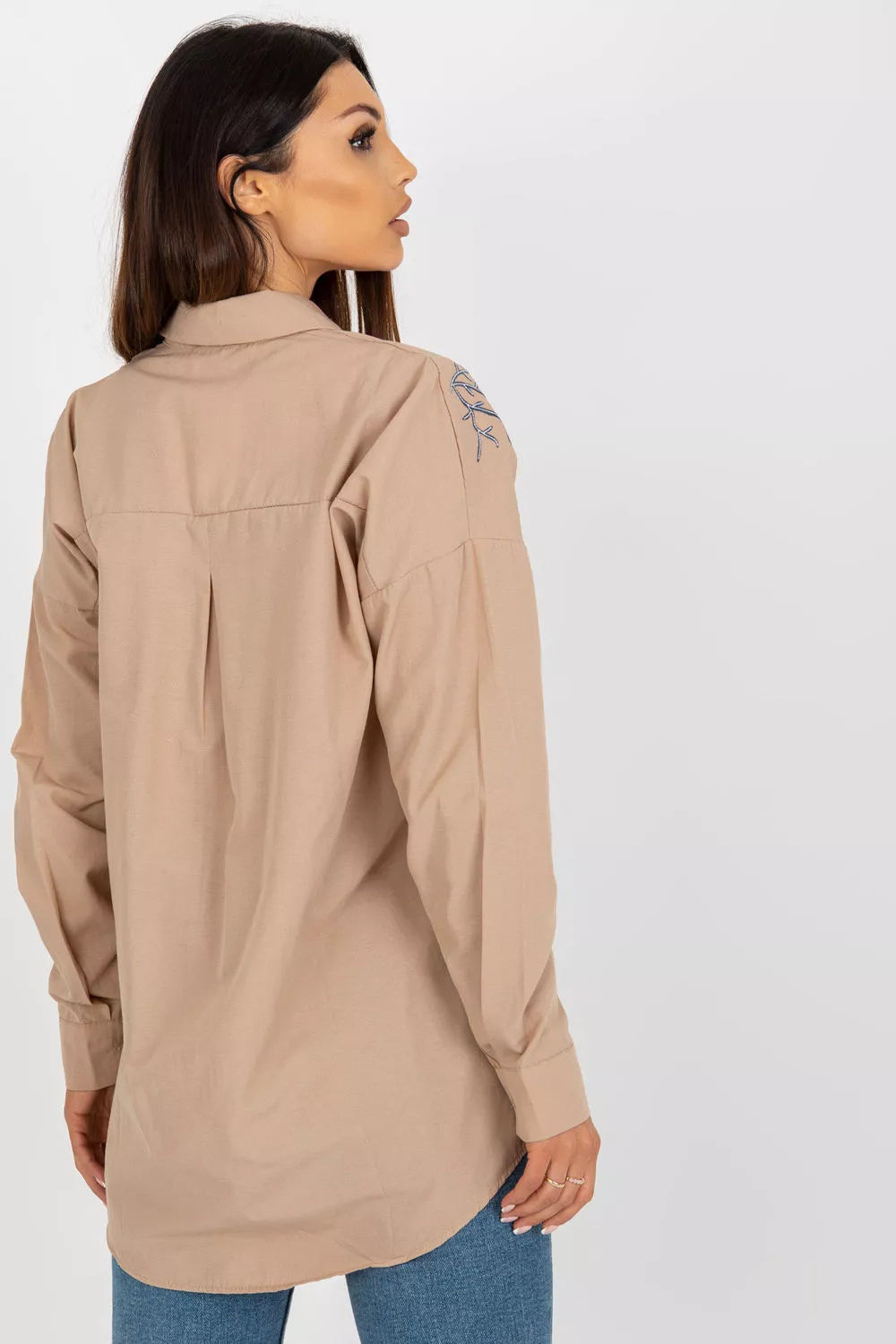 Marškiniai ilgomis rankovėmis, modelis 181628, gamyklos kaina