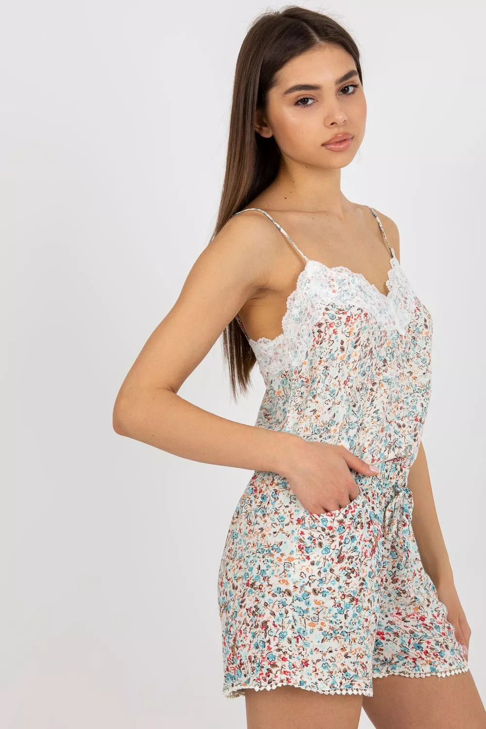 Šortai, modelis 182448 „Fresh Made“